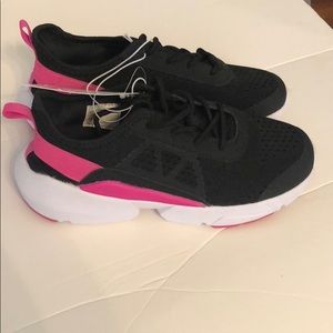 Cat & Jack Girls Sneakers, Black/Pink, Size 4